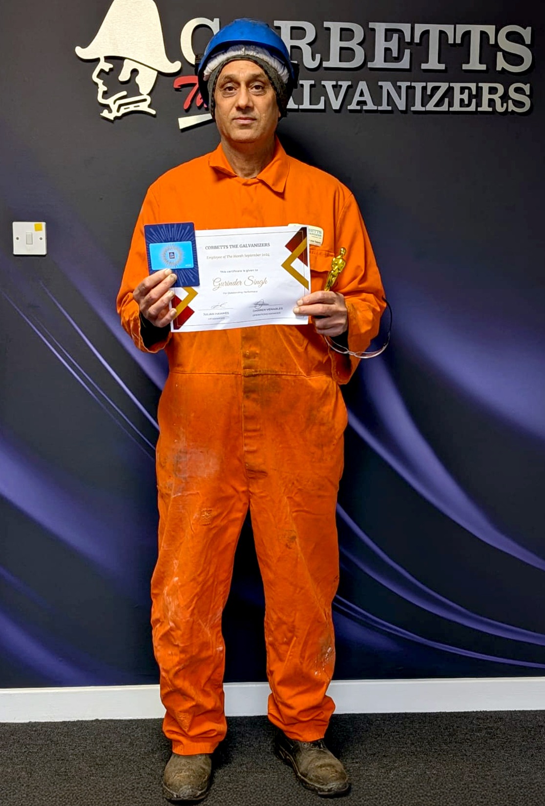 Corbetts honours Gurinder as Employee of the Month 1 Picture of Gurinder Singh with employee of the month award